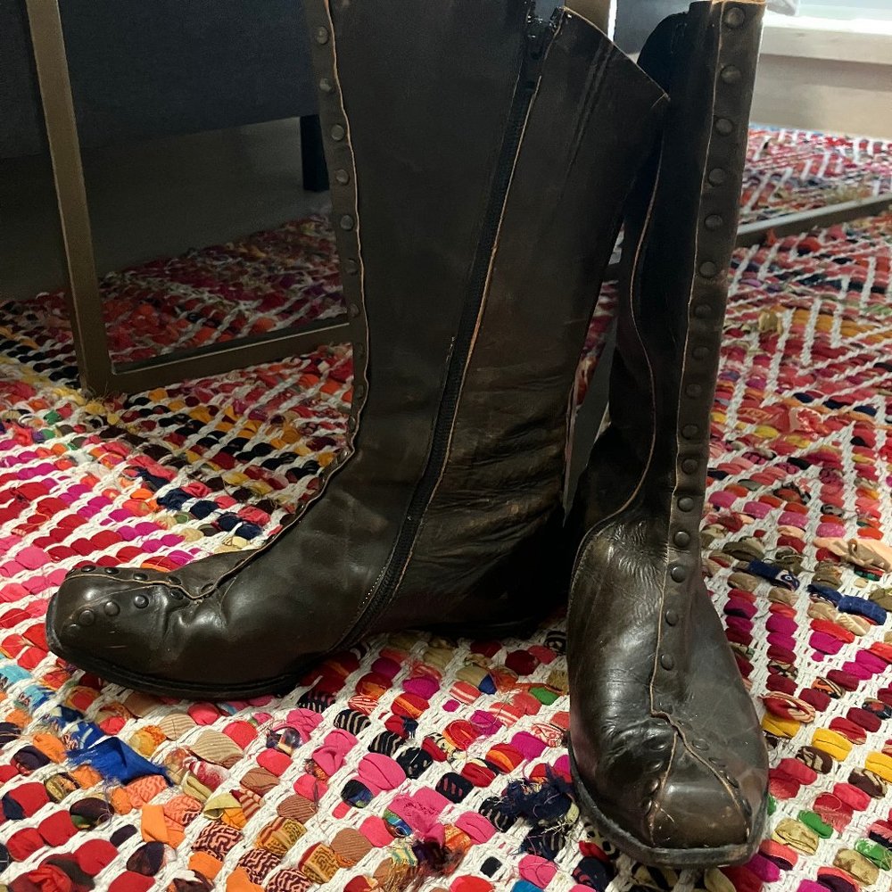 Cydwoq "Drill" vintage leather motorcycle-style boots